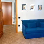 - A 100 Mt Dal Porto * Ла-Калетта