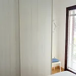 - A 100 Mt Dal Porto Ла-Калетта