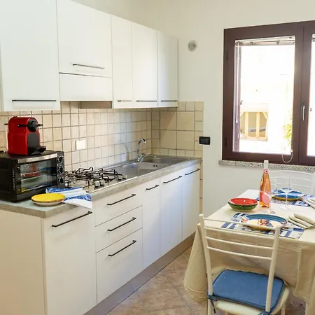 - A 100 Mt Dal Porto